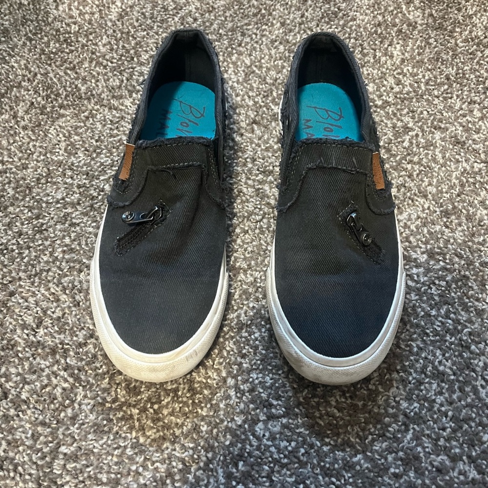 Women’s Black Slip-On Shoes